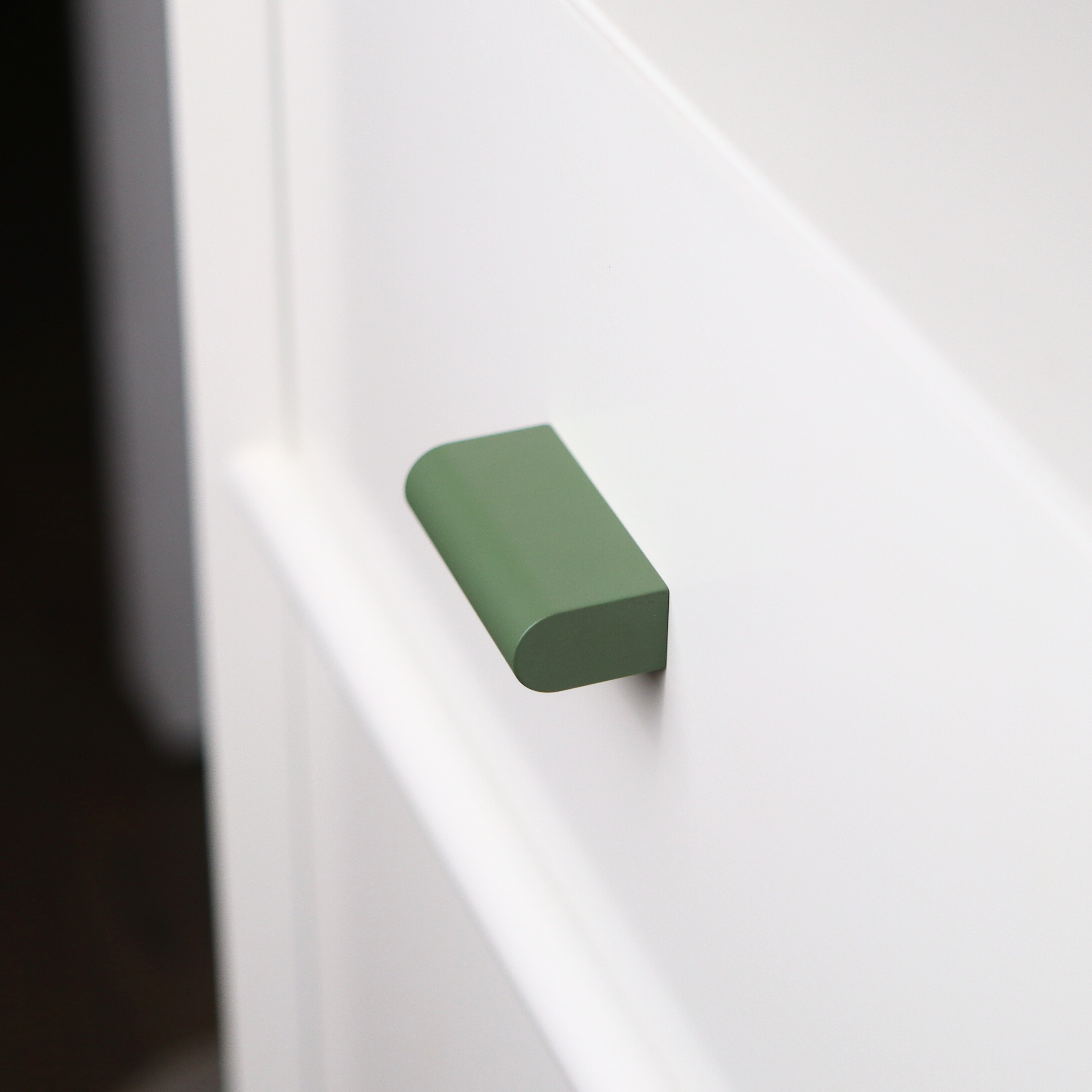 Green rectangle cabinet knob