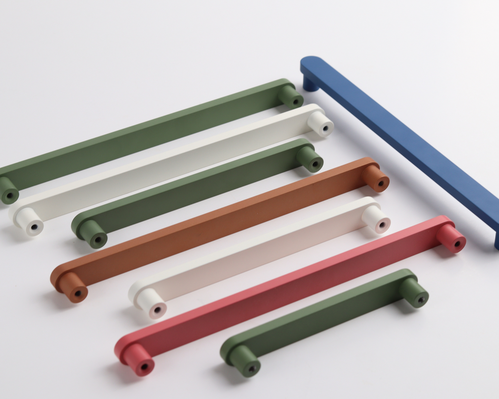 Drawer Handles for Dressers – Styles & Selection Tips | ROUS