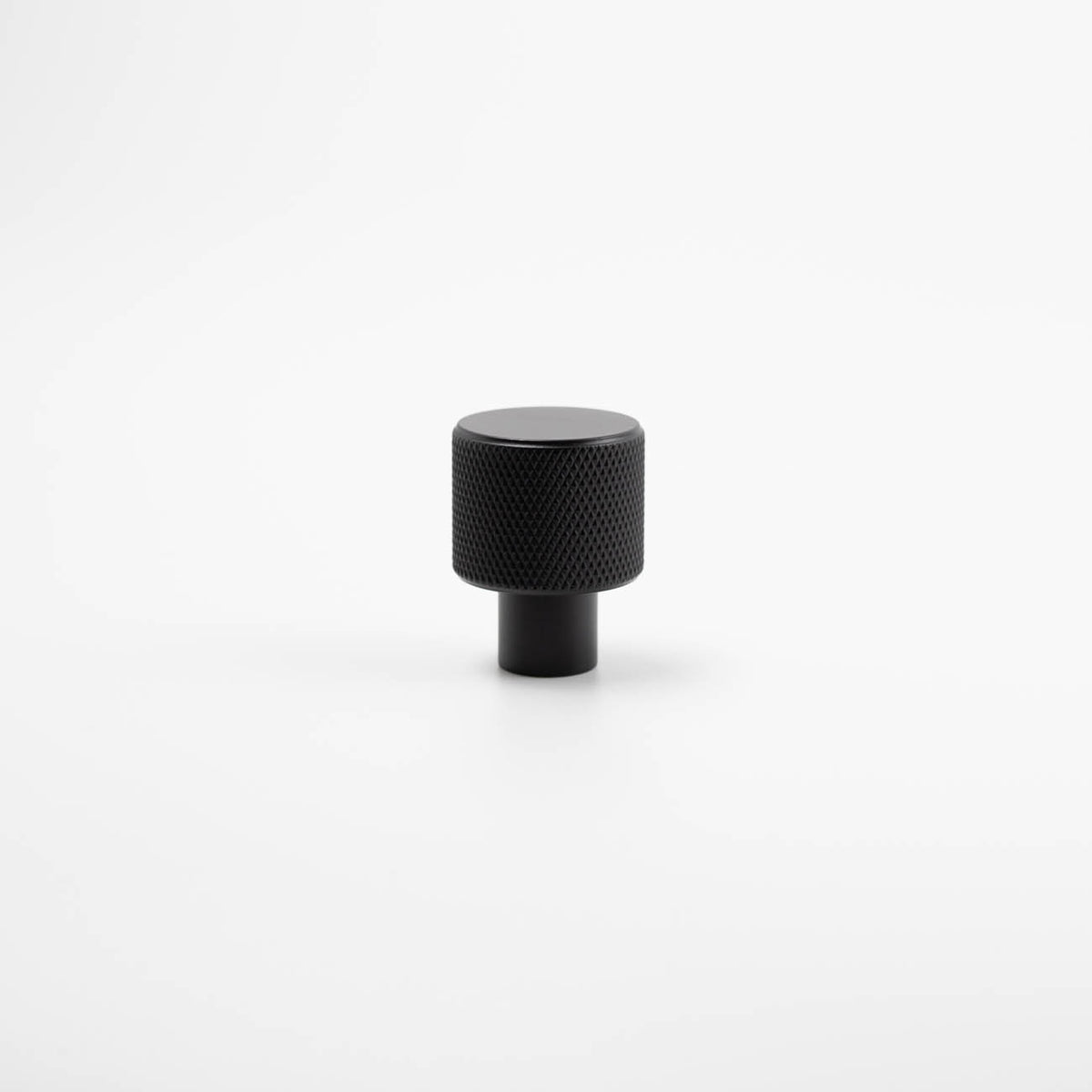 Mid-Century Modern Knurled Knob